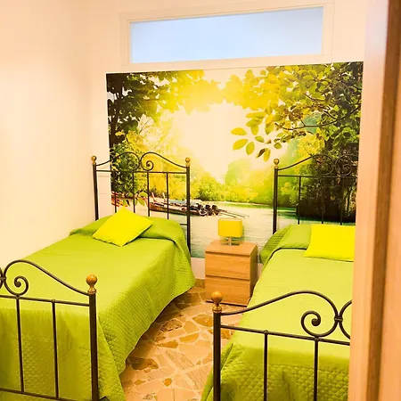 Apartament House *